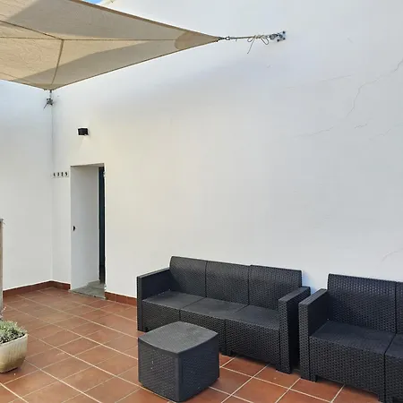 Vel Marì - On The Hotel
